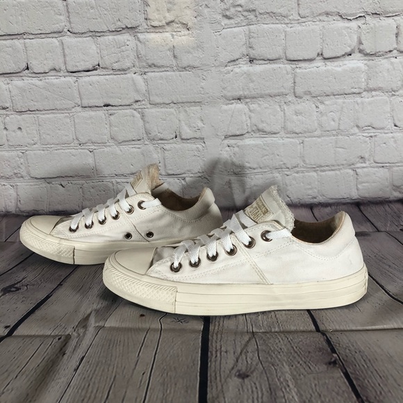 converse white gold chuck taylor